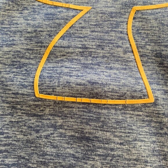 Under Armour Hoodie Blue Pull Over Hooded Sweatshirt with Pockets Size YMD Girls - Picture 12 of 15